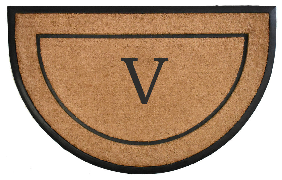 Calloway Mills The General Monogram Doormat, Letter V