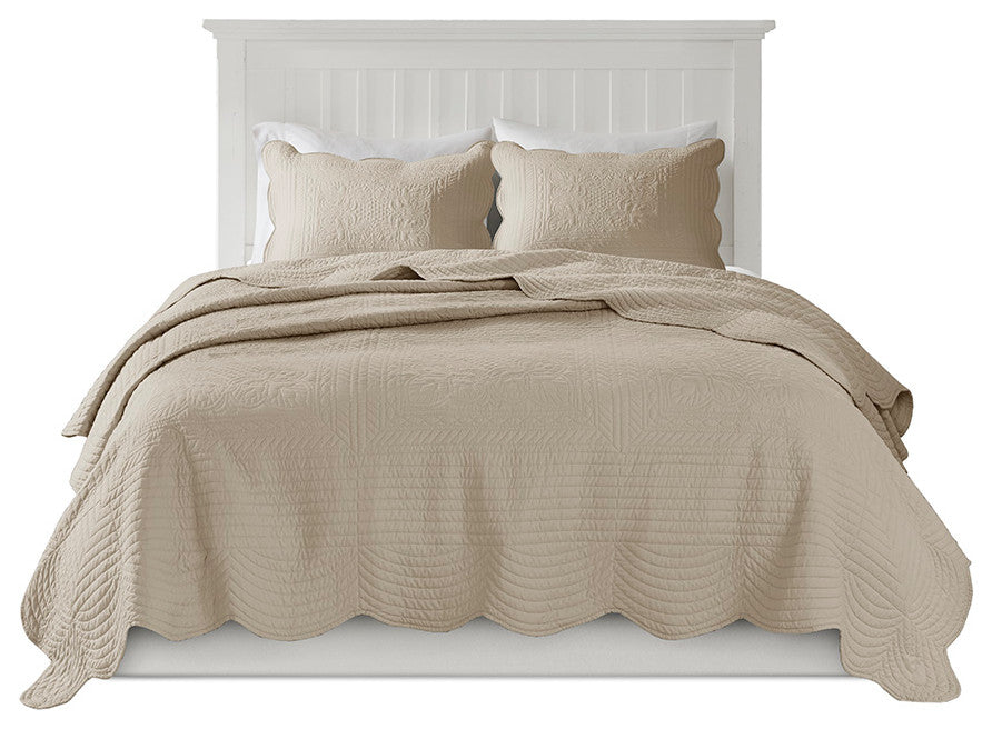 Madison Park Tuscany 3 Piece Reversible Scalloped Edge Quilt Set