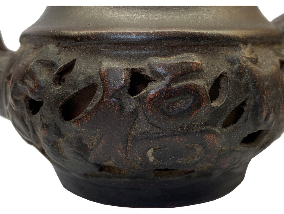 Chinese Handmade Yixing Zisha Clay Teapot With Artistic Accent Hws2287