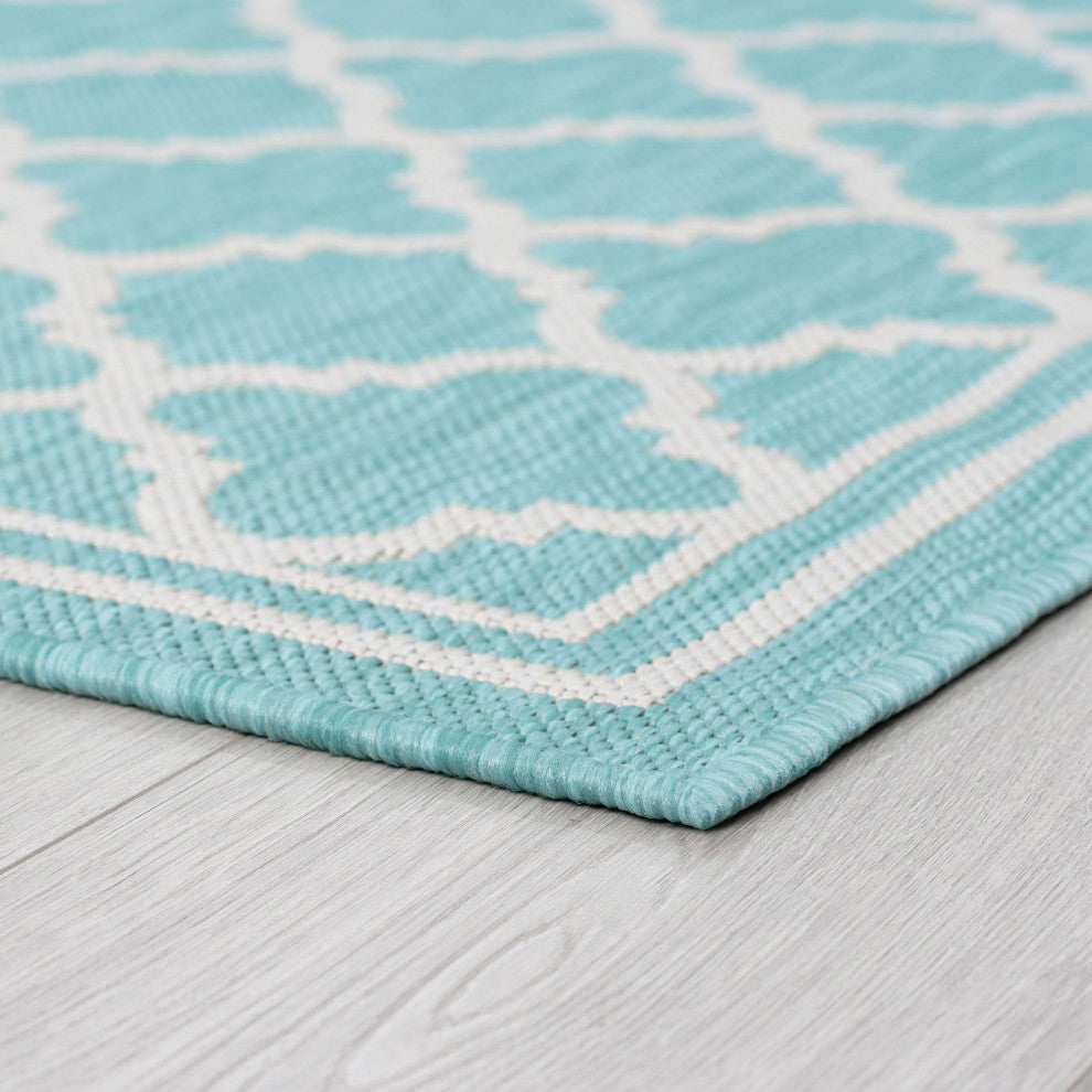 Shaila Transitional Geometric Aqua/Cream Indoor/Outdoor Area Rug, 8'x10'