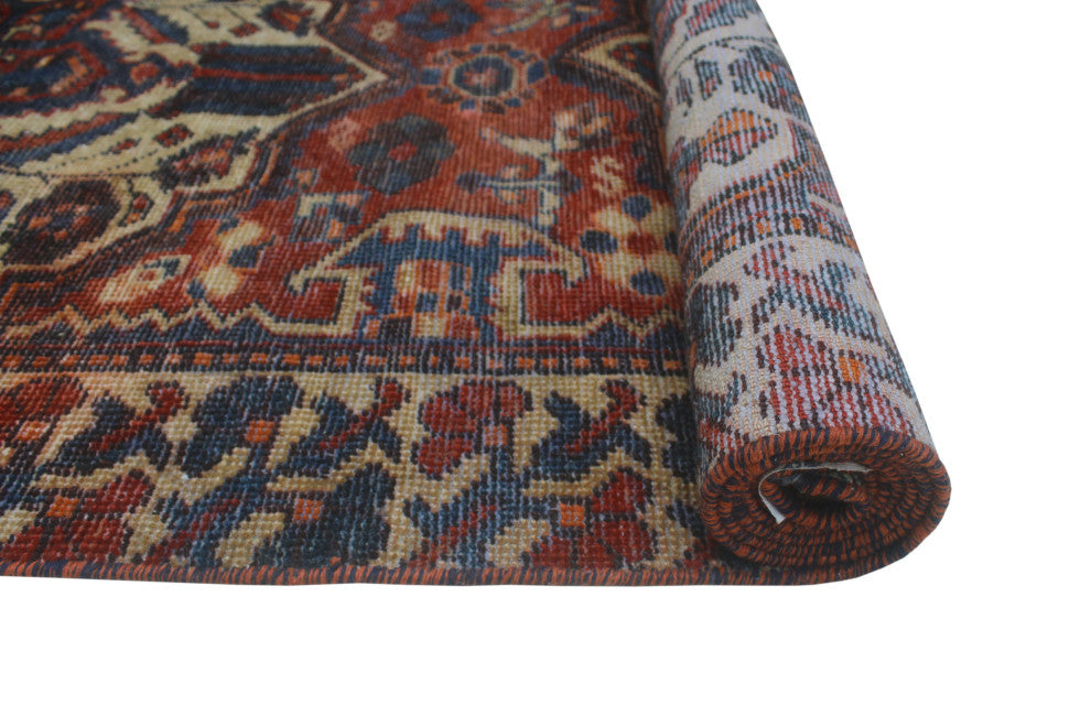 Vintage Distressed Zesiro Burgundy/Navy Runner, 3'3x9'10