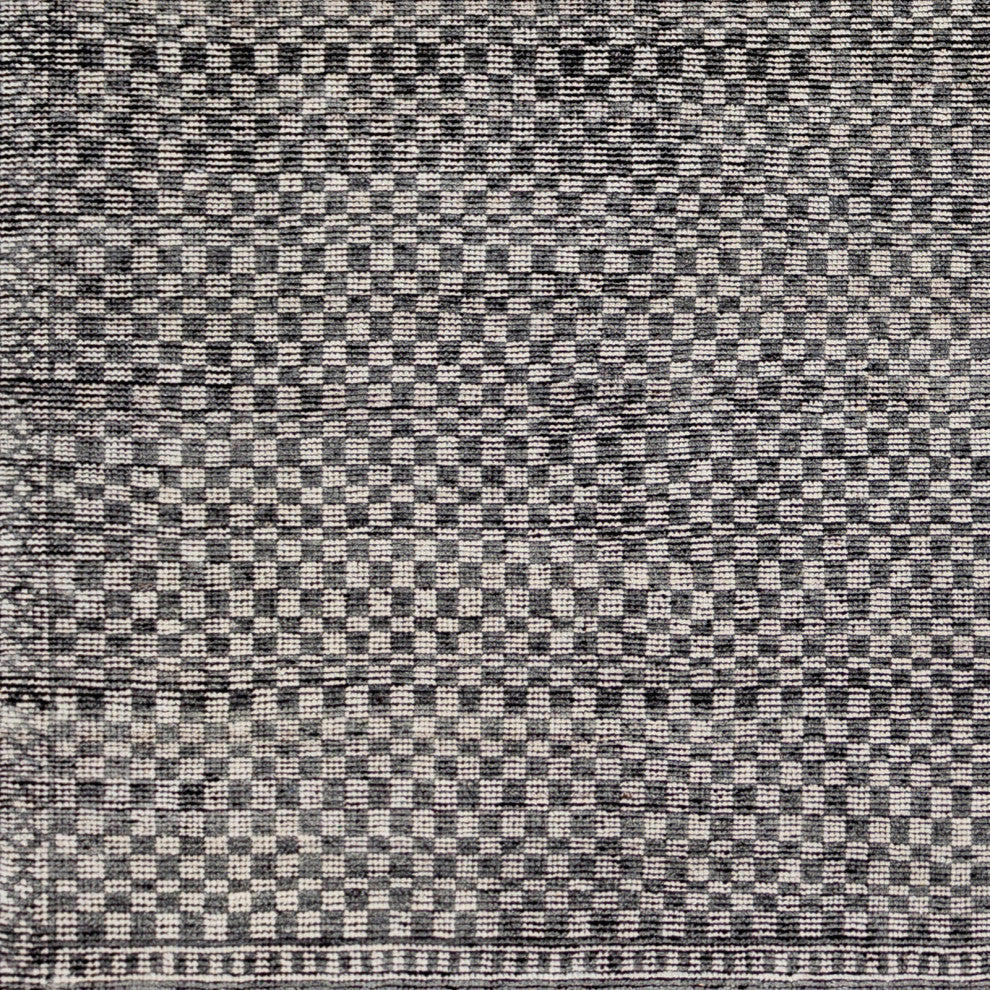 Surya Malaga MAG-2300 Modern Area Rug, 6' x 9' Rectangle