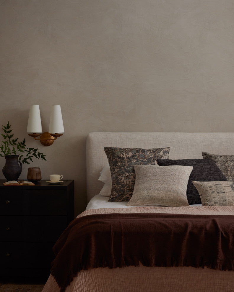 Loloi Pillow, Charcoal, 22''x22'', Cover With Down