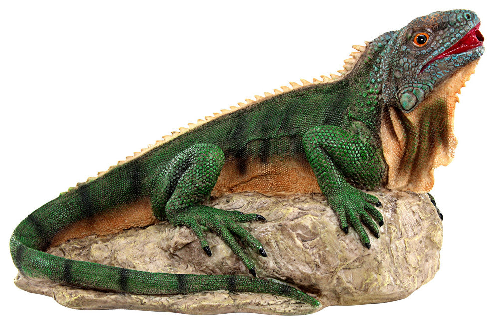 Ike the Iguana Spitter Piped Statue