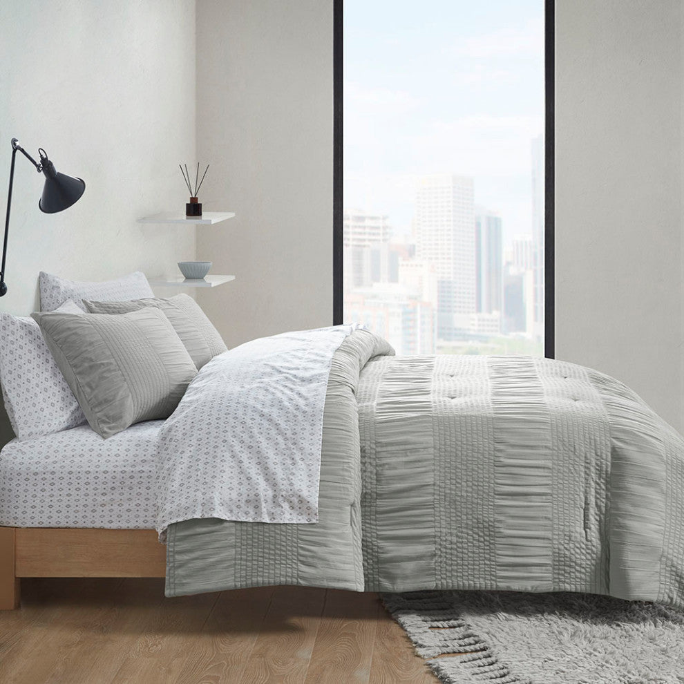 Madison Park Essentials Nimbus Casual Compelete Comforter and Sheet Set, Gray