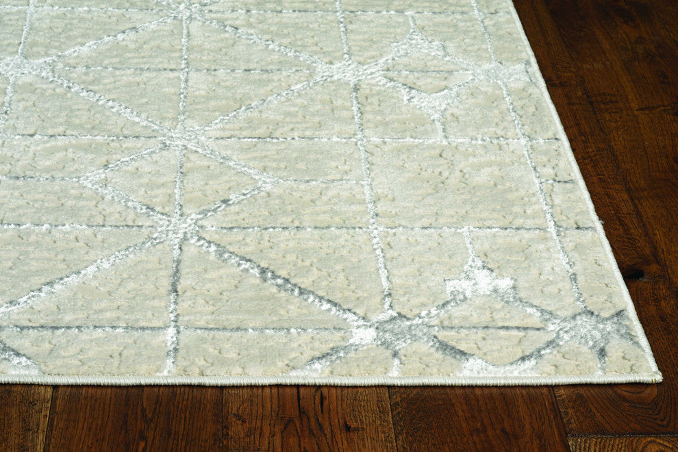 HomeRoots 7' Round Polypropylene Ivory or Red Area Rug