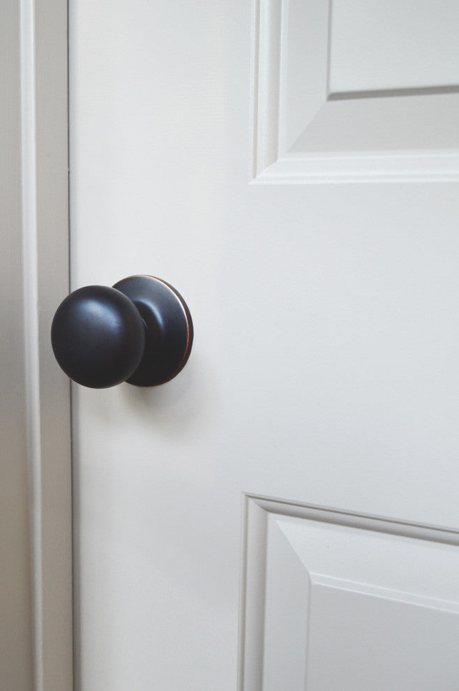 Callan Saxon Passage Knob Set, Edged Oil Rubbed Bronze