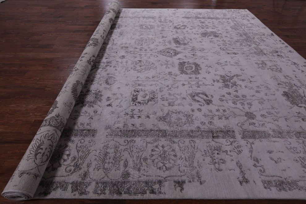 11' 10" X 14' 11" Persian Handmade Wool and Silk Rug Q6293