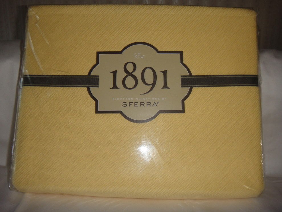 1891 Sferra Opera Full/Queen Blanket, Canary Yellow