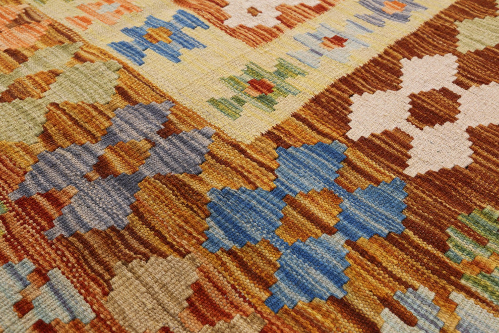 5' 5" X 6' 6" Reversible Flat Weave Kilim Rug Q8296