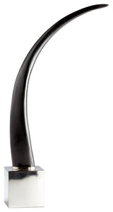 Blackthorne Sculpture, Medium
