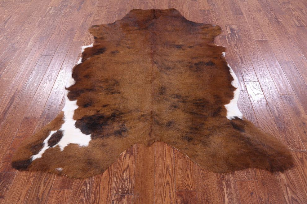6' 10" X 6' 1" Natural Cowhide Rug C1805