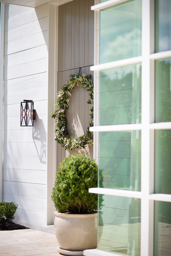 Hinkley Brixton Medium Wall Mount Lantern, Black