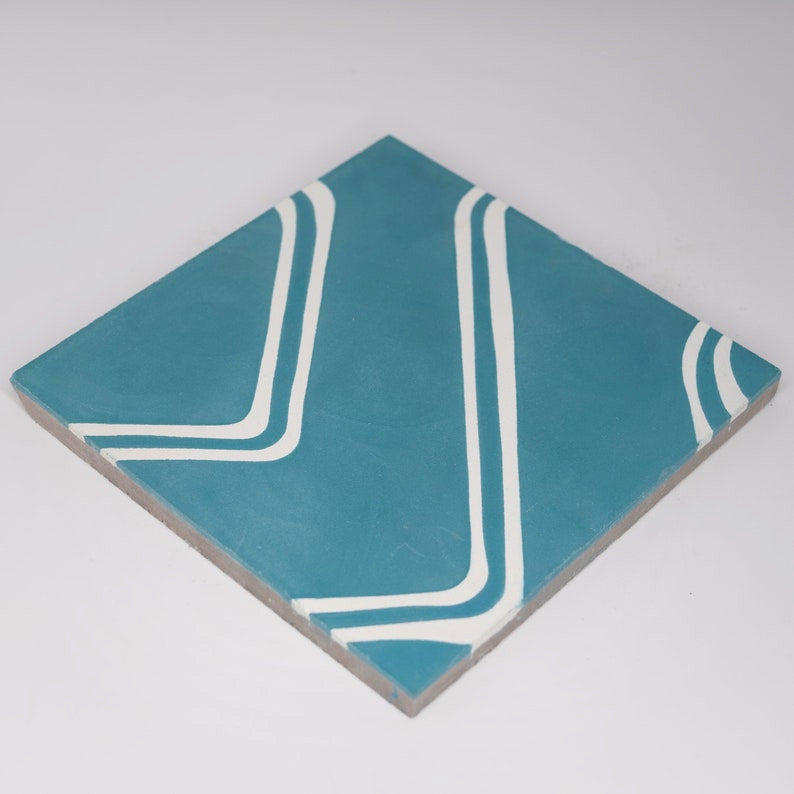 8"x8" Chawen Handmade Cement Tile, White/Blue