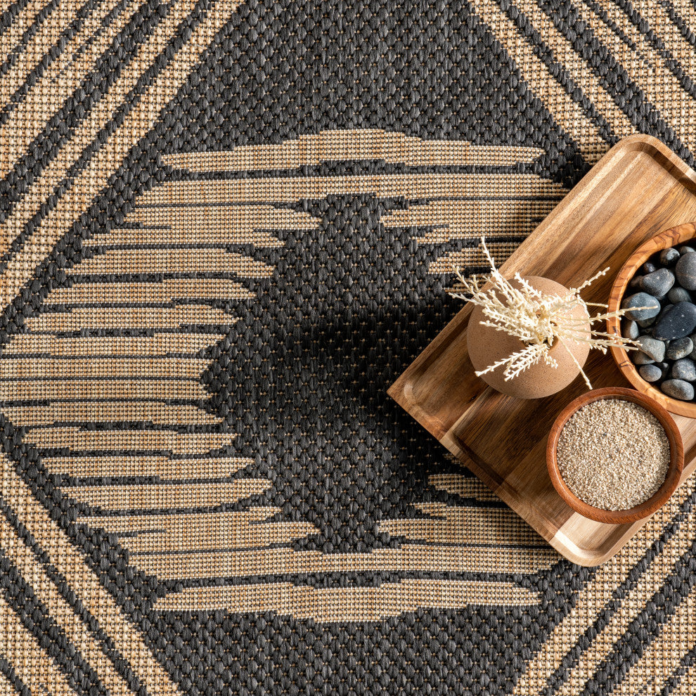 Nuloom Ranya Tribal Indoor/Outdoor Contemporary Area Rug, Dark Grey 4'X6'