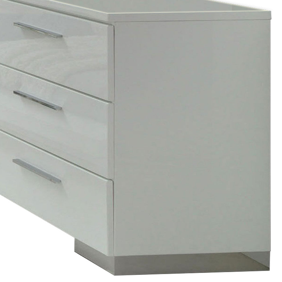 Benzara BM203174 Wooden Dresser With 6 Drawers/Bar Pull H&les, White/Silver