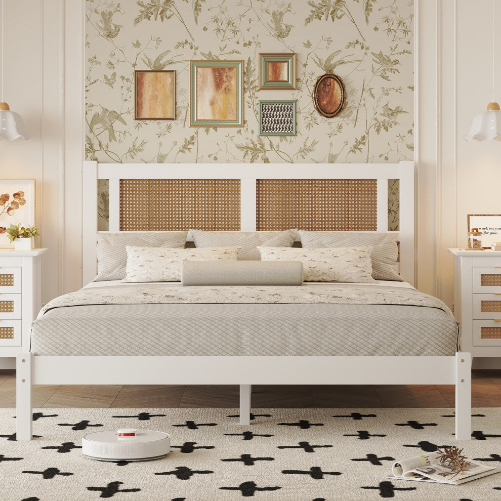 Gewnee Queen Size Wood Platform Bed