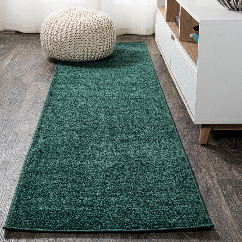 Haze Solid Low-Pile Runner Rug, Emerald, 2'x8'