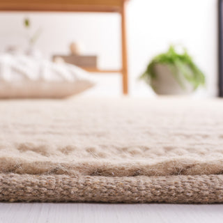 Safavieh Couture Natura Collection NAT280 Rug, Beige, 5'x8'