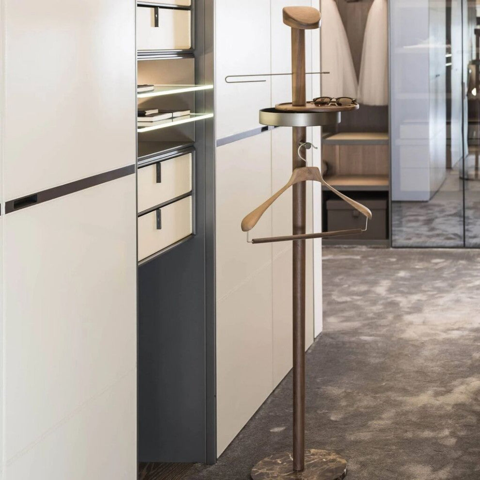 Nomon Galan Men Valet Stand, Walnut Hanger, Natural Wood, Polished/Brass