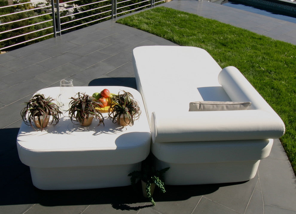Stand Square Outdoor Ottoman, Cognac