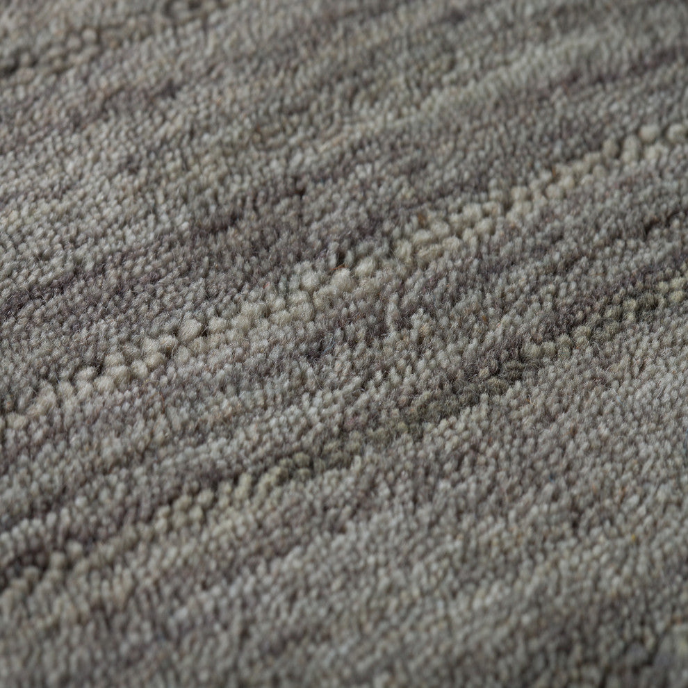 Rafia RF100 Charcoal 2'6" x 10' Runner Rug