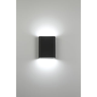 Lux 120-277v Dimmable Bi-Directional LED Wall Sconce, Black Finish