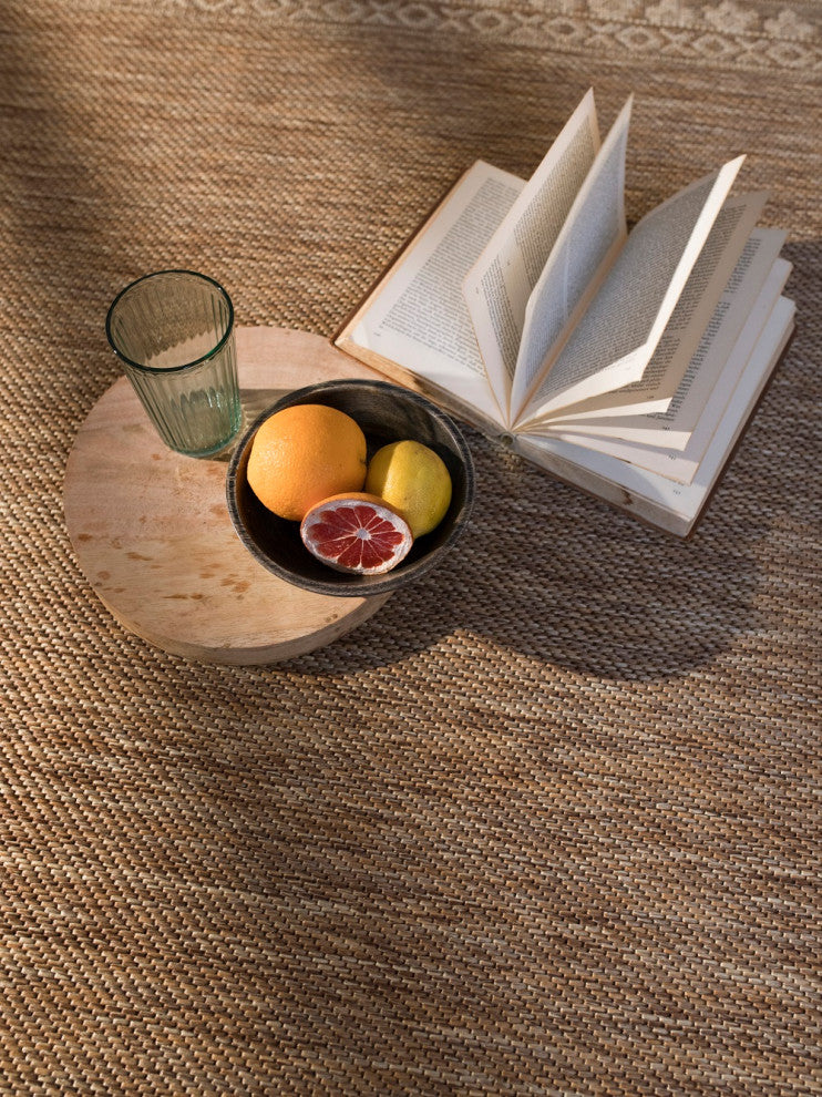 Outdoor Collection Oriental Accent Water Proof Rug, Neutral, 5'3"x7'6"