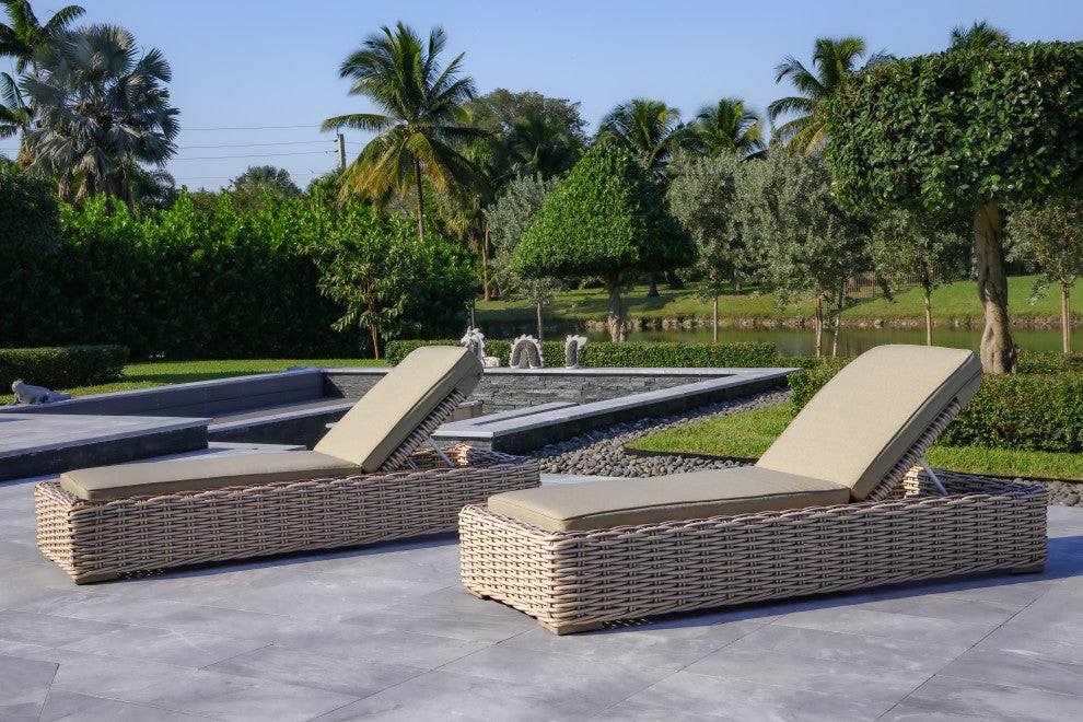 Anna 79x31.5" Patio Wicker Aluminum Frame Sun Lounger, White and Gray