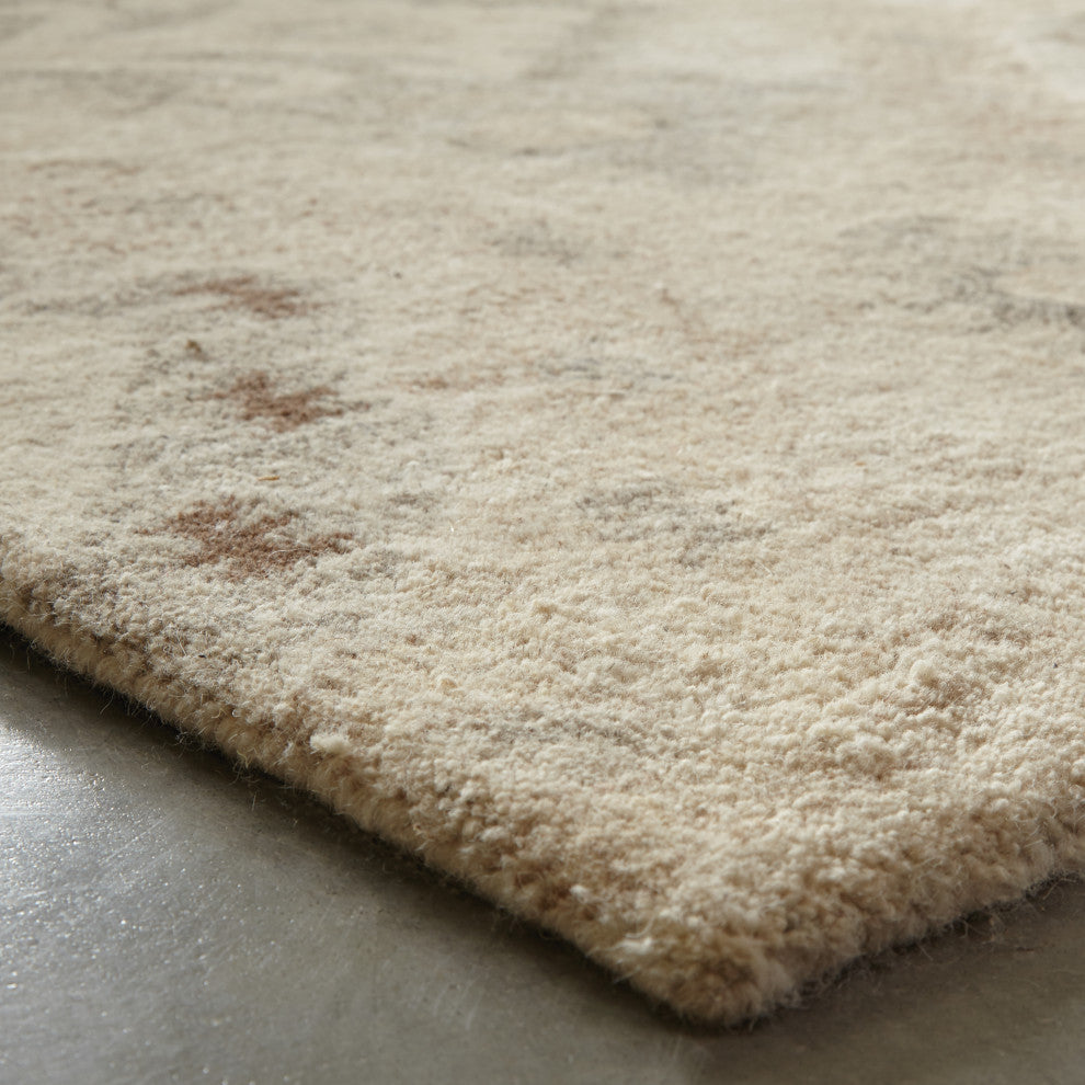 Athena Ikat Hand-tufted Wool Beige/Ivory Rug, 2'6" x 8'