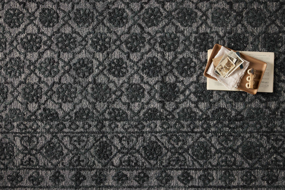 Loloi Cecelia Smoke / Dk. Grey 7'-9" x 9'-9" Area Rug