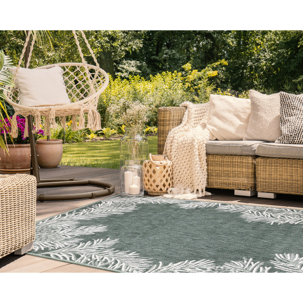 Malibu Pine Border Indoor/Outdoor Rug, Green, 8'10"x11'9"