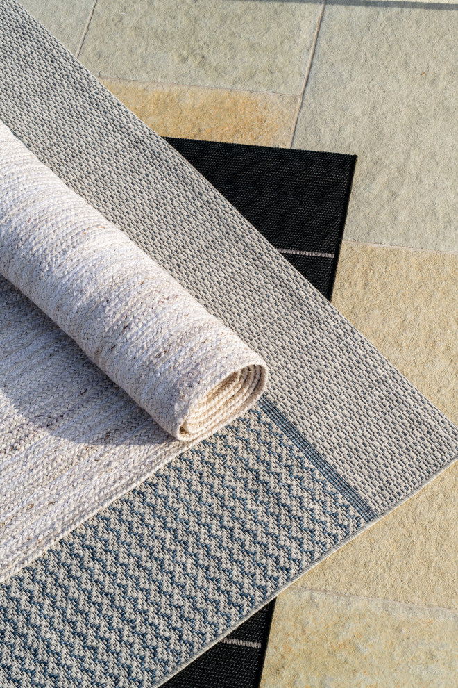 Indoor/Outdoor Isle Area Rug by Loloi, Gray/Blue, 9'2"x12'1"