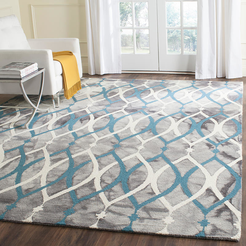 Safavieh Dip Dyed Ddy534J Geometric Rug, Gray/Ivory Blue, 5'0"x5'0" Round