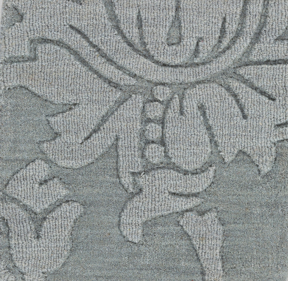 Surya Mystique M-236 2'6" x 8' Rug