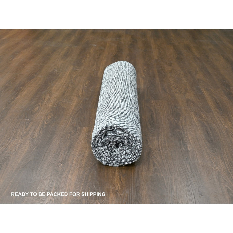 Pearl White Modern Roman Tile Design Hand Loomed Oriental Rug, 9'x11'9"