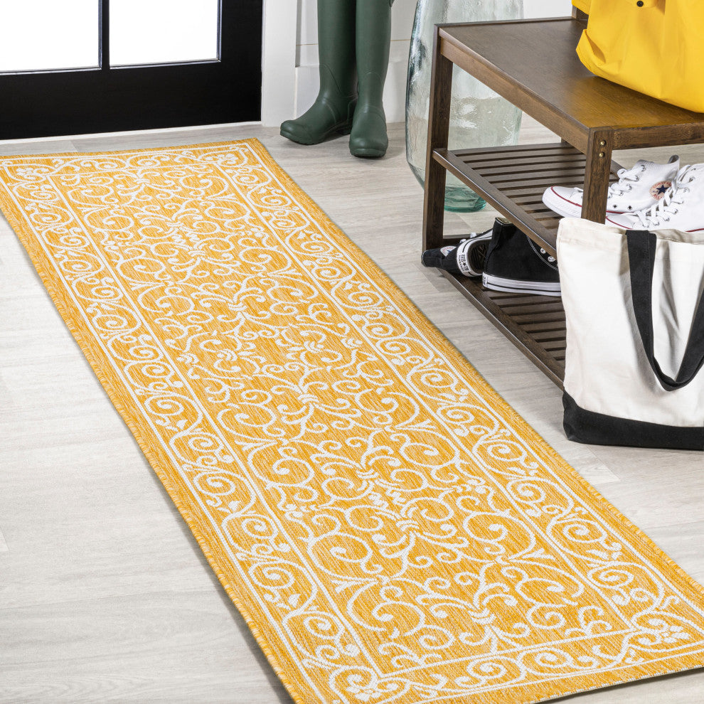 Charleston Filigree Textured Weave Indoor/Outdoor, Yellow/Cream, 2 X 8