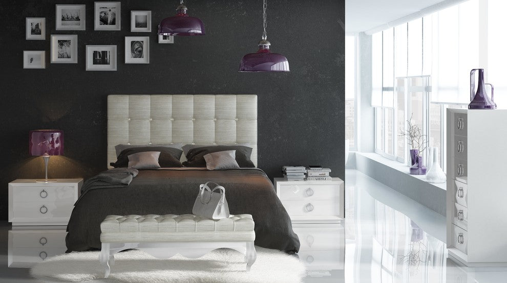 Klass 104 Bed, King With Nighstands