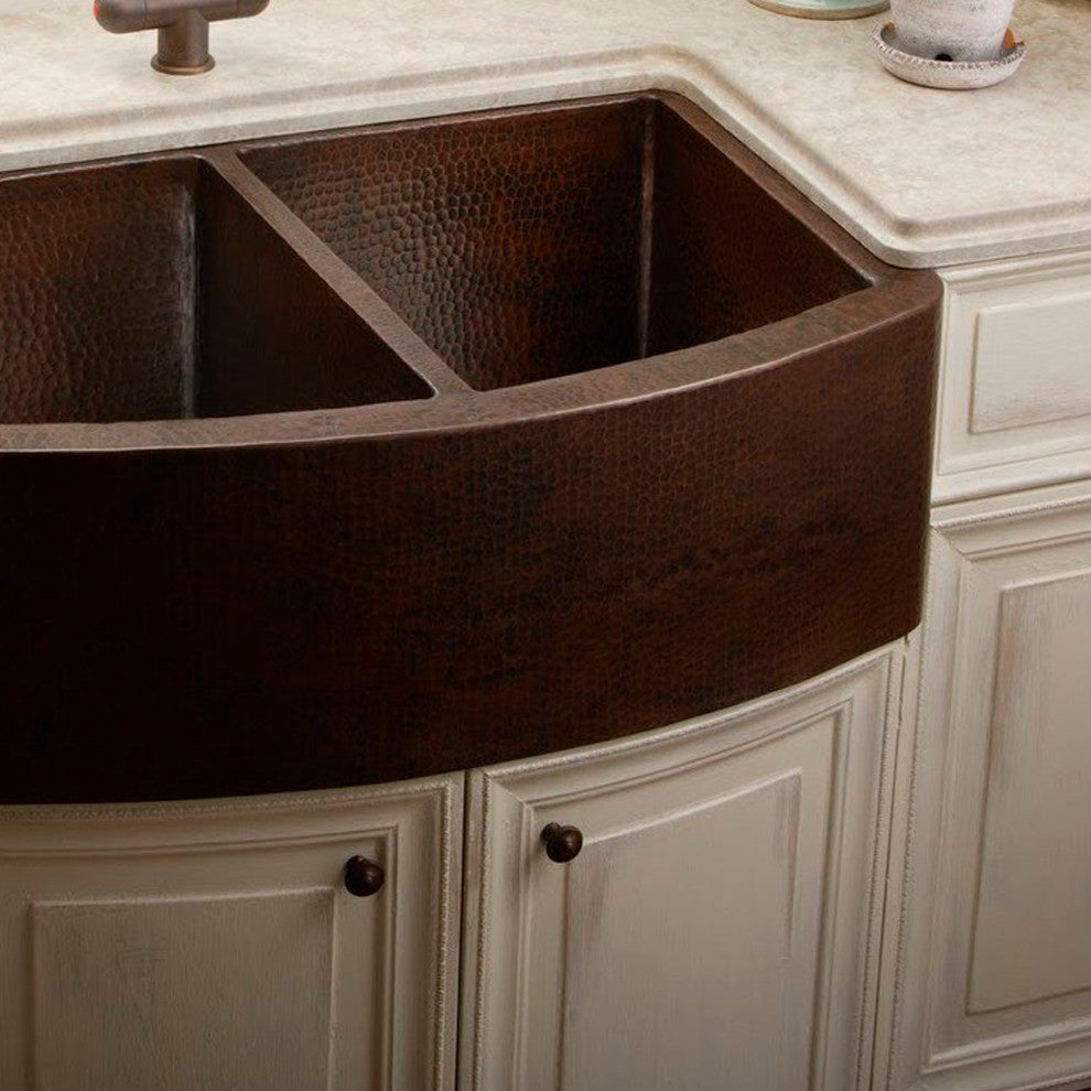 Redondeado Curved 50/50 Split Copper Kitchen Sink