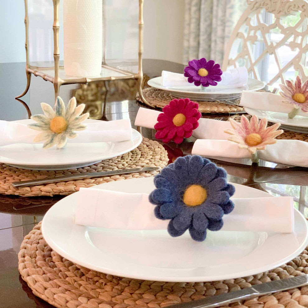 Felt Daisy Napkin Rings, Set of 6