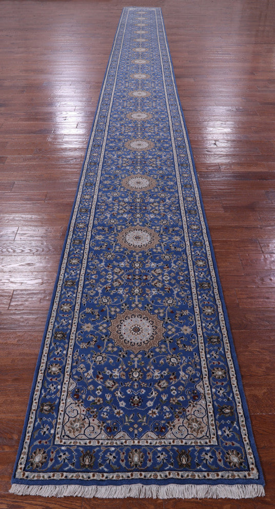 2' 7" X 29' 9" Runner Persian Nain Handmade Wool & Silk Rug - Q14885