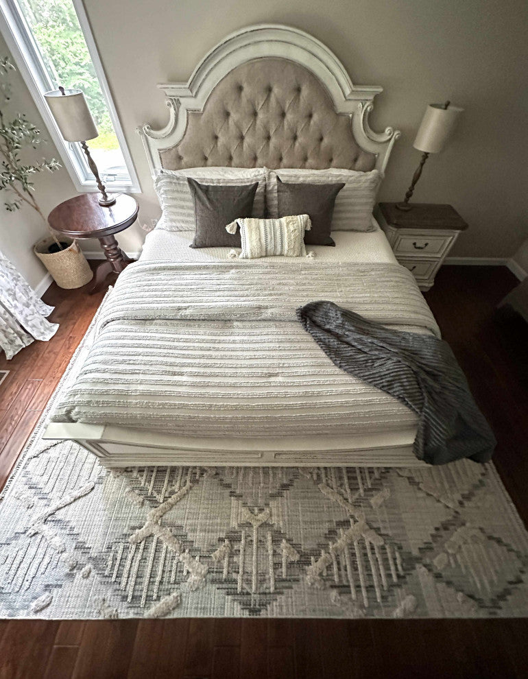 Hauteloom Bogtong Area Rug, 5'3"x7' Rectangle
