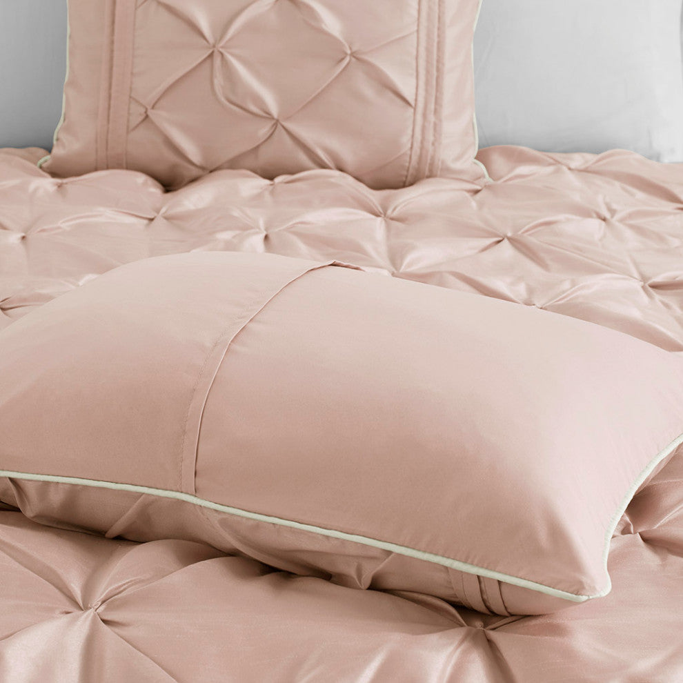 Madison Park Laurel 7 Piece Tufted Comforter Set in Blush
