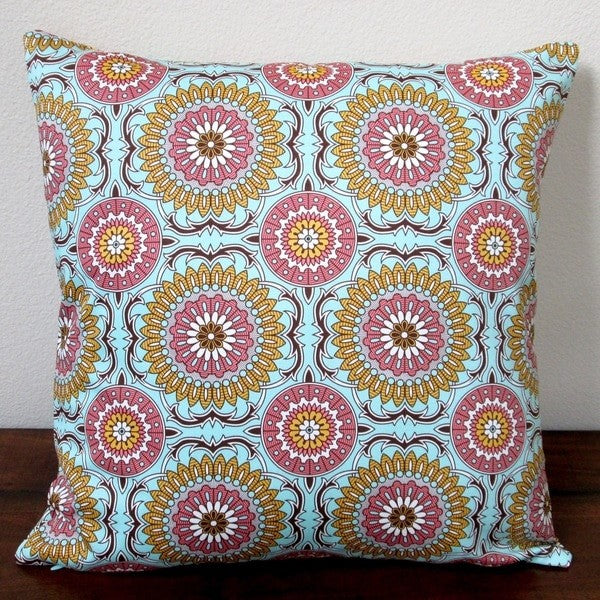 Indoor Doily In Mint Modern Geometric Circles Accent 20x20 Throw Pillow