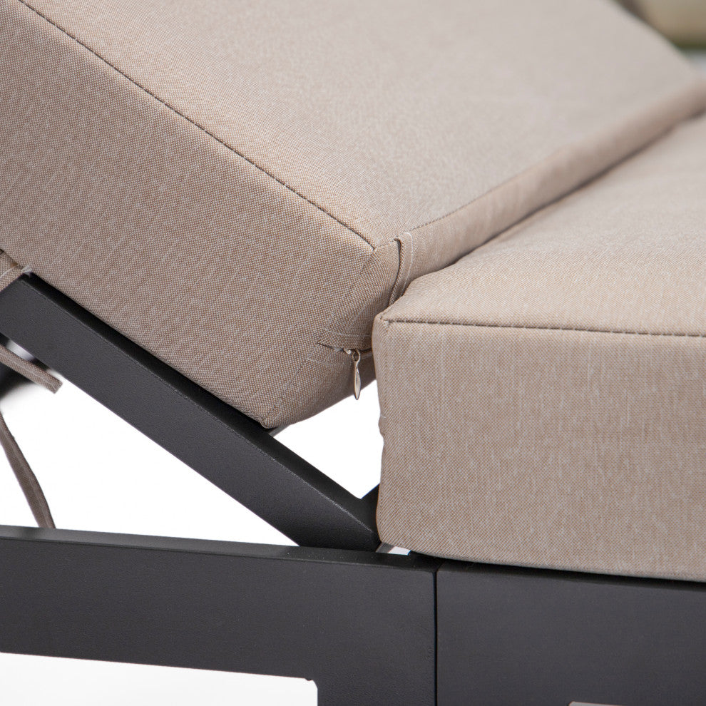 LeisureMod Chelsea Aluminum Patio Chasie Lounge Chair With Cushions, Beige