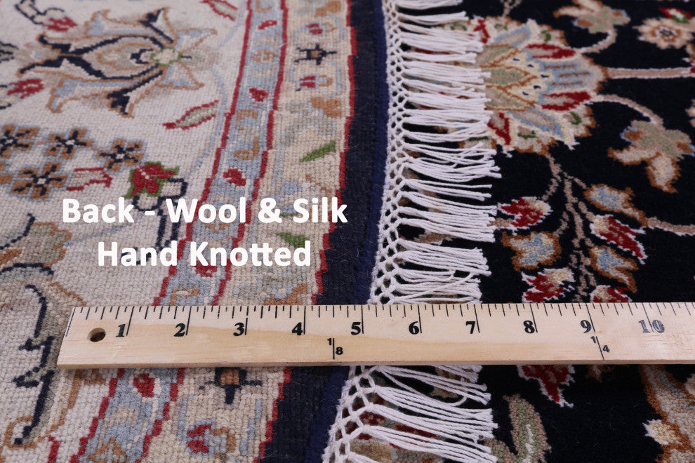 7' Round Persian Nain Wool & Silk Handmade Rug - Q14719