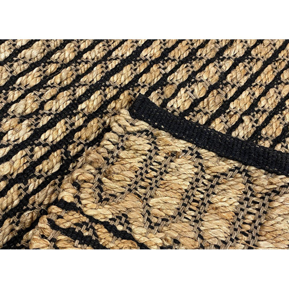 5" x 7" Tan and Black Ornate Geometric Area Rug