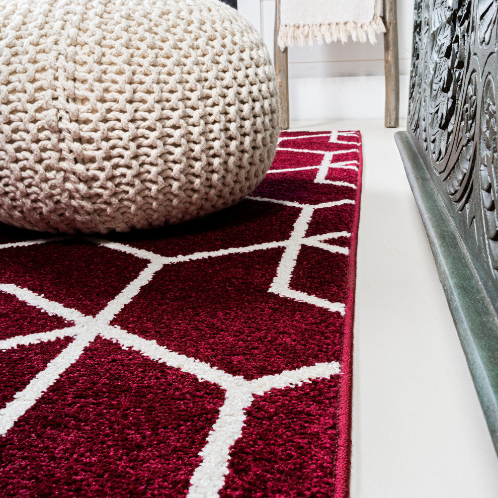 Tumbling Blocks Modern Geometric Red/White 8'x10' Area Rug