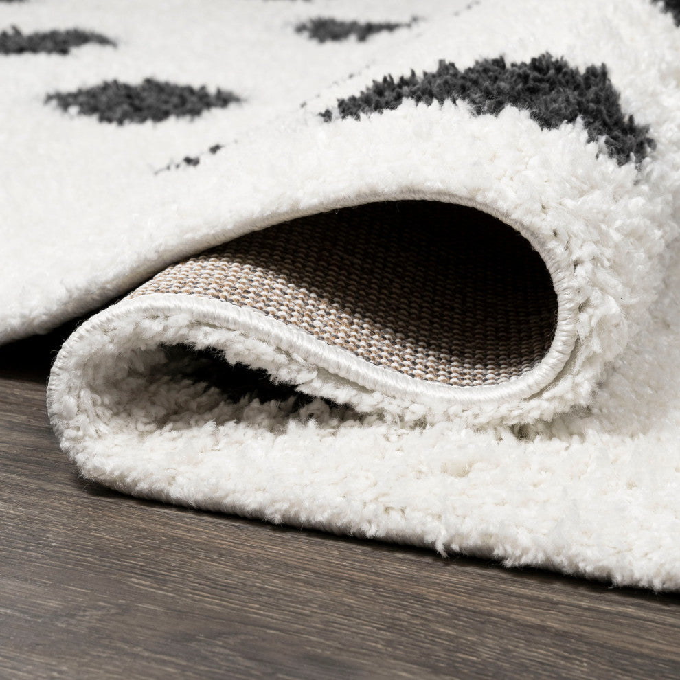 Pere Modern Charcoal Dot Shag, White/Black, 2x10