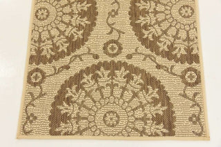 Unique Loom Beige Medallion Outdoor 2'x6' Runner Rug